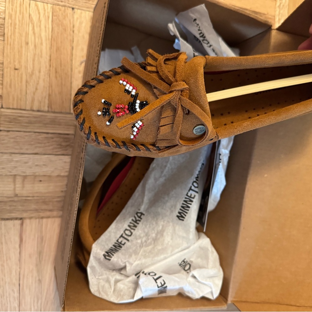 Minnetonka Women's Thunderbird Moccasins - Brown